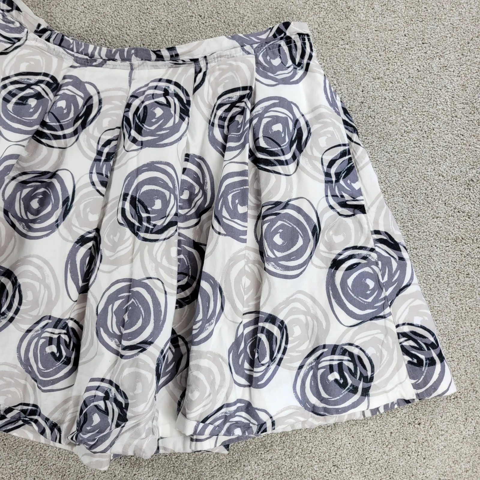 GAP Womens Skirt 16 White Blue Rosebud Abstract Swirl Pleated‎ Lined A - Image 8