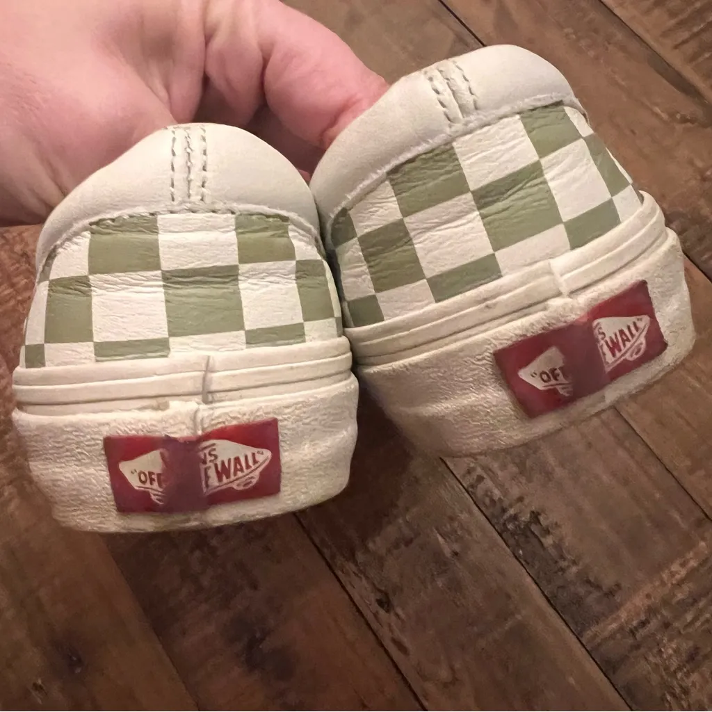 VANS DX Rose‎ 🌹 Embroidery Sneakers - Image 4