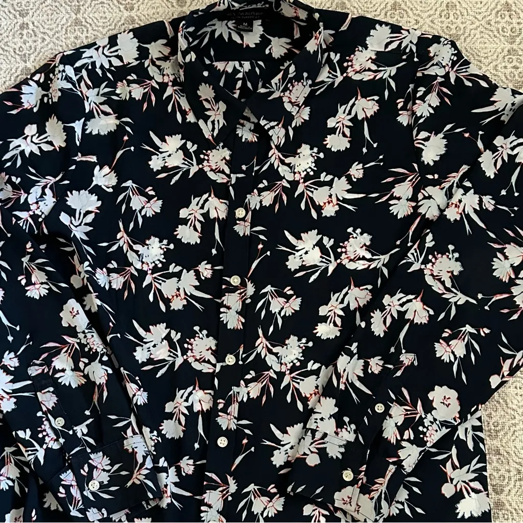 Banana Republic Navy Floral Print Dillon Classic Fit Shirt - Image 2