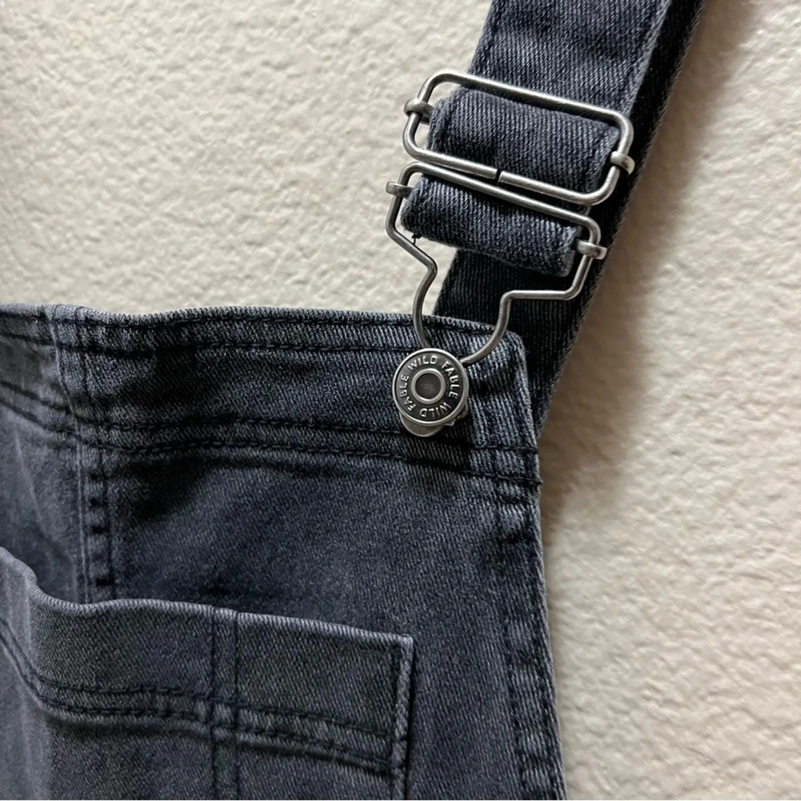 Wild Fable Black Denim Overall Mini Skirt Cut Off Frayed Size Small - Image 7