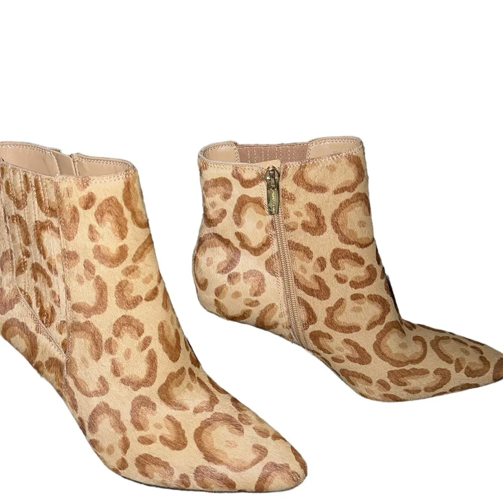 NEW Vince Camuto Ambind Bootie Calf Hair Leather - Image 5