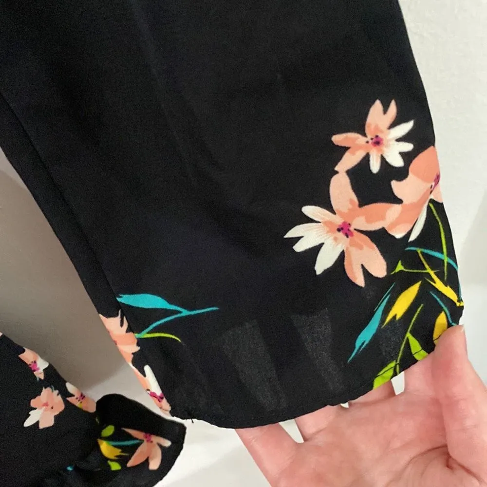 Urban Outfitters Pins & Needles floral keyhole back ruffled long sleeve size S - Image 10