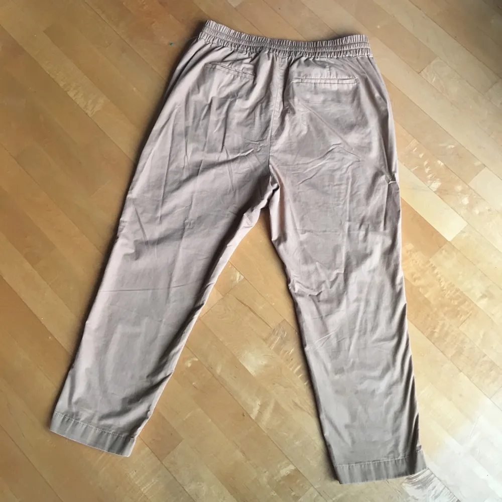 J Crew High Rise, Straight Leg Chinos, Elastic Waist, Tan, Hot Neon Pink, Size L - Image 2