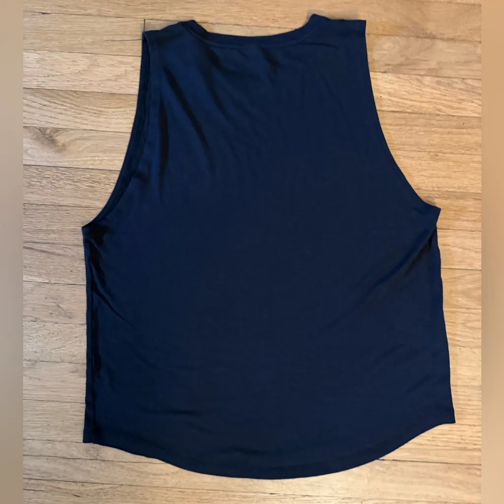 ATHLETA Cloudlight Muscle Tank in Black - Excellent Condition - Image 5
