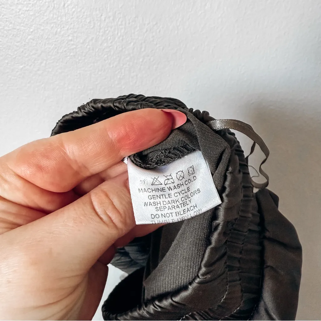 Meshki Green Pull On Satin-like Joggers Size Medium - Image 7