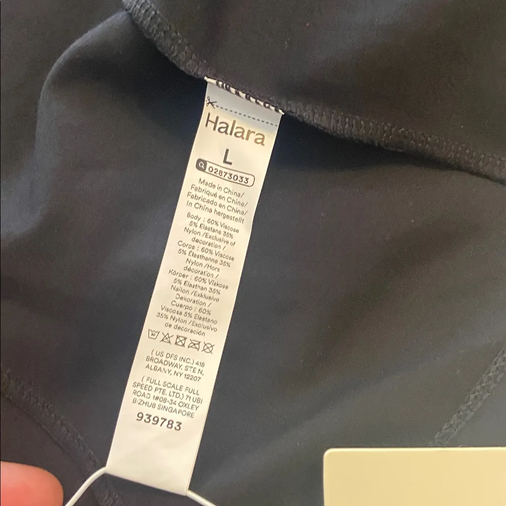 HALARA Black Blazer with Gold Buttons size L brand new length 23” bust 34” - Image 5