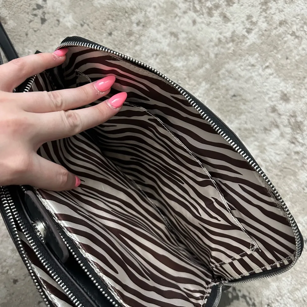 Dana Buchman Black Leather Purse - Image 3