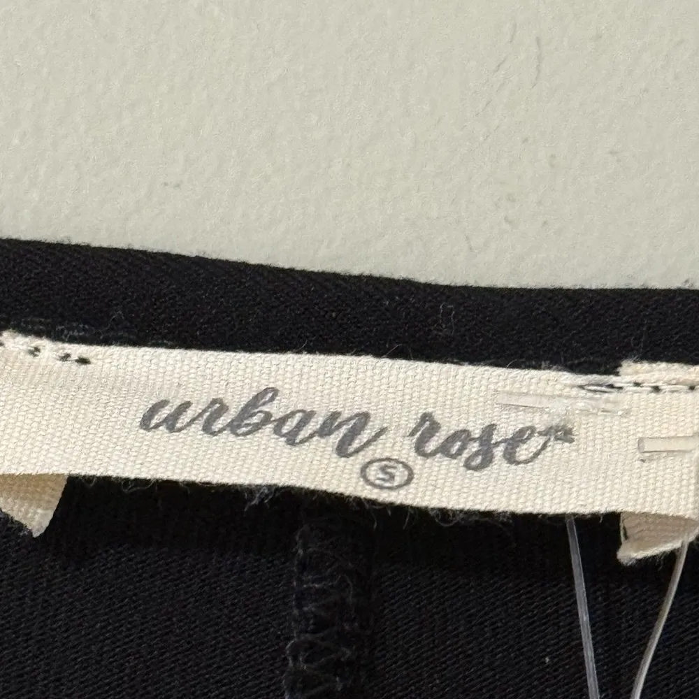 Urban Rose women’s size small Black Short Sleeve Dress with removable necklace - Image 2