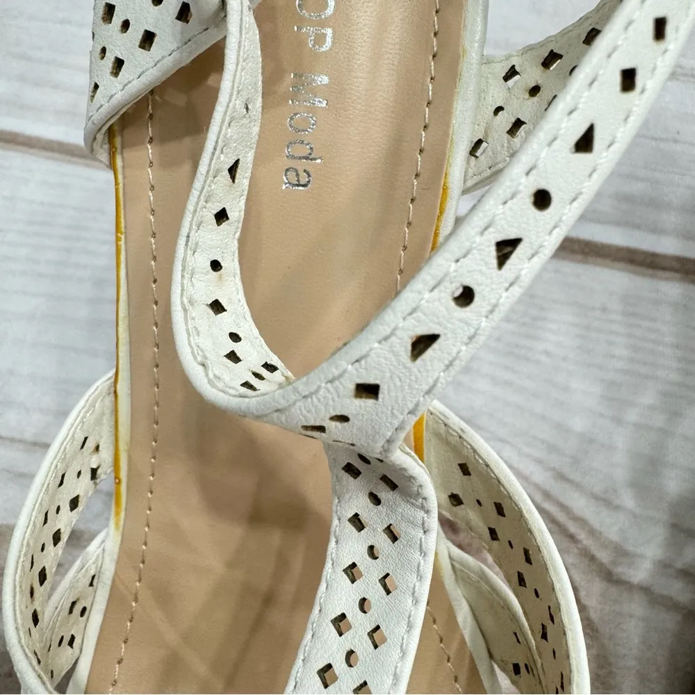 Strappy Ivory Wedge Heeled Platform Sandals with Cutouts Size 8 - Image 7