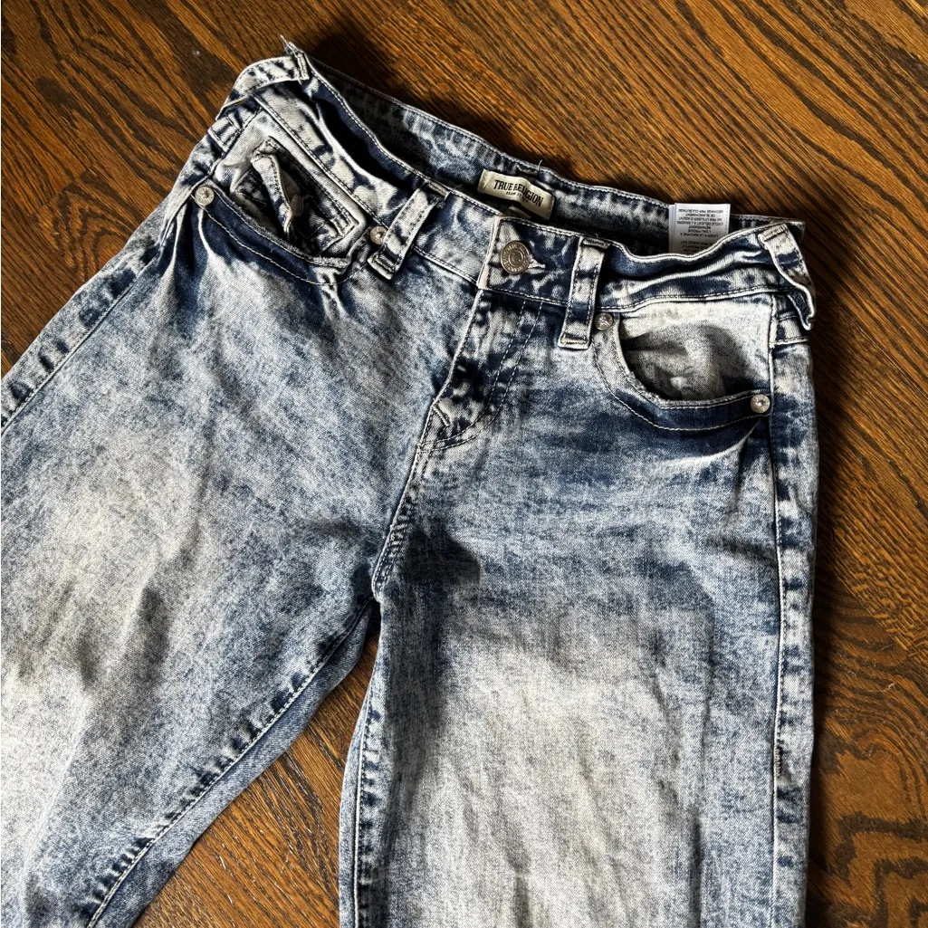 True religion acid wash low to mid rise baggy jeans size 26 small - Image 5