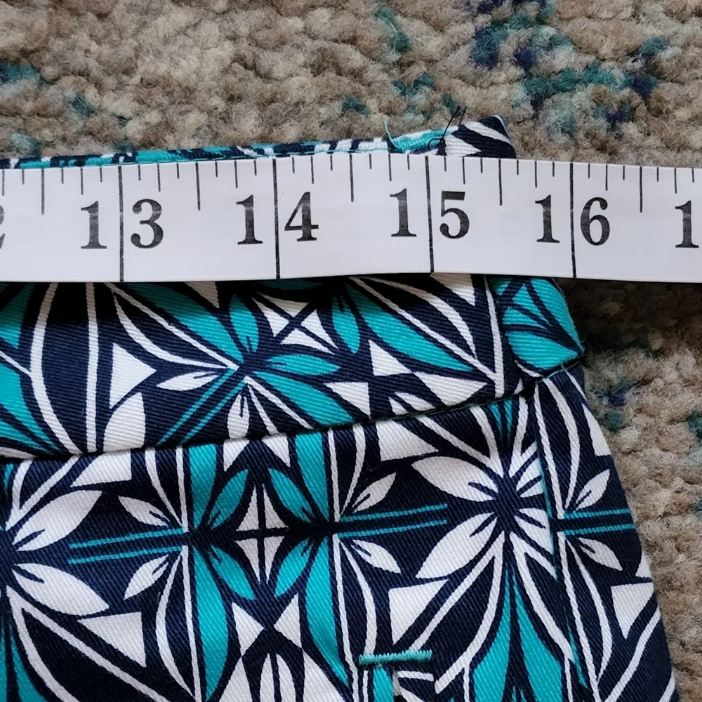 Stylus blue geo glat front chino shorts size 6 - Image 5