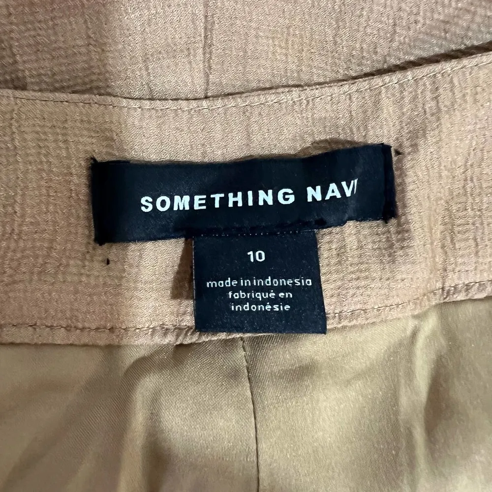 Something Navy Tan Praline Pleated Shorts Size 10 New - Image 7