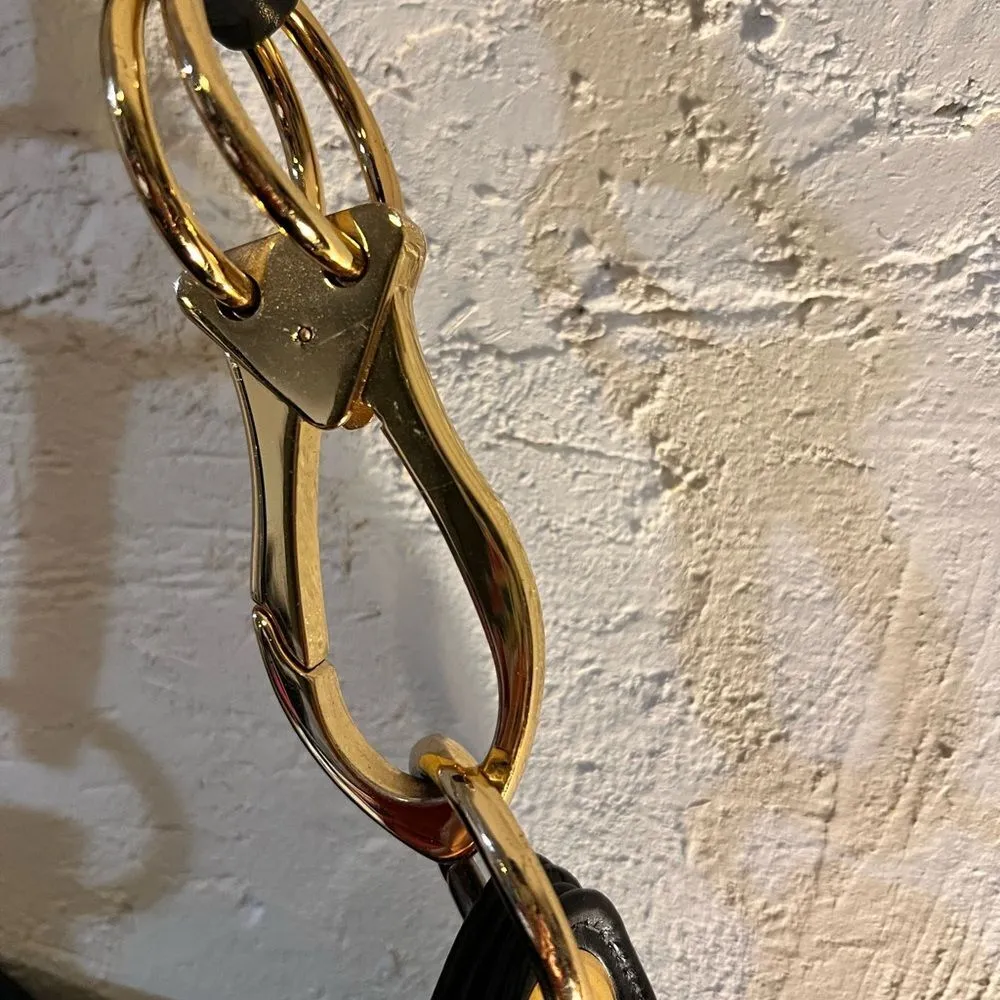 Andre Oliver designer shoulder bag with gorgeous gold chrome hardware Black - Image 4