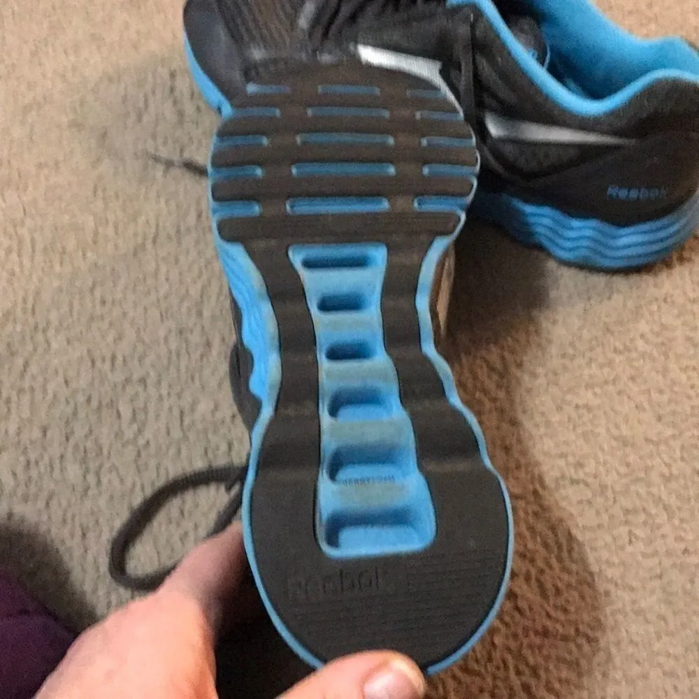 Reebok Vibetech Women's US Size 8 Black and Blue - Image 6
