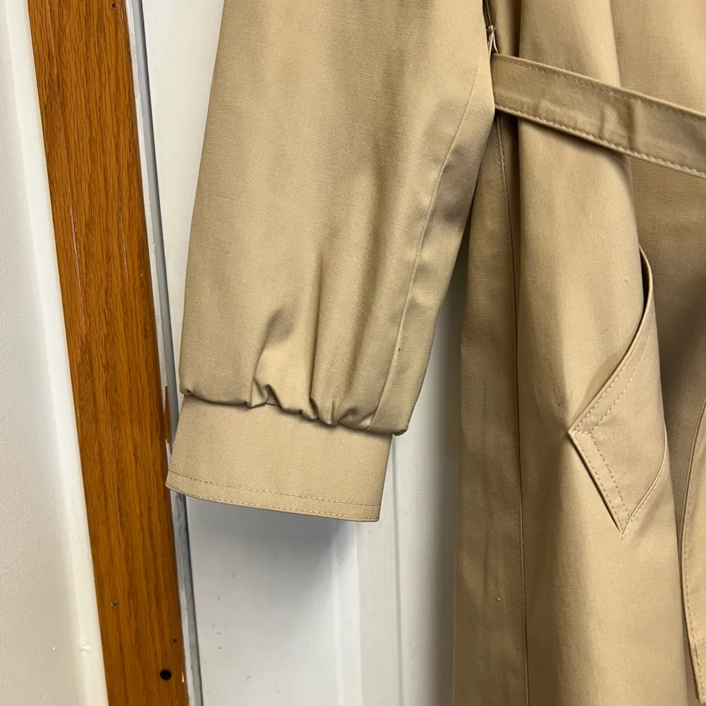 Vintage London Fog Maincoats Trench/Raincoat with hood and pockets Tan size 14P - Image 3