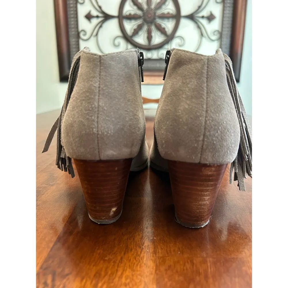 Vionic  Upright Faros Fridge Boot, Size 9 - Image 4