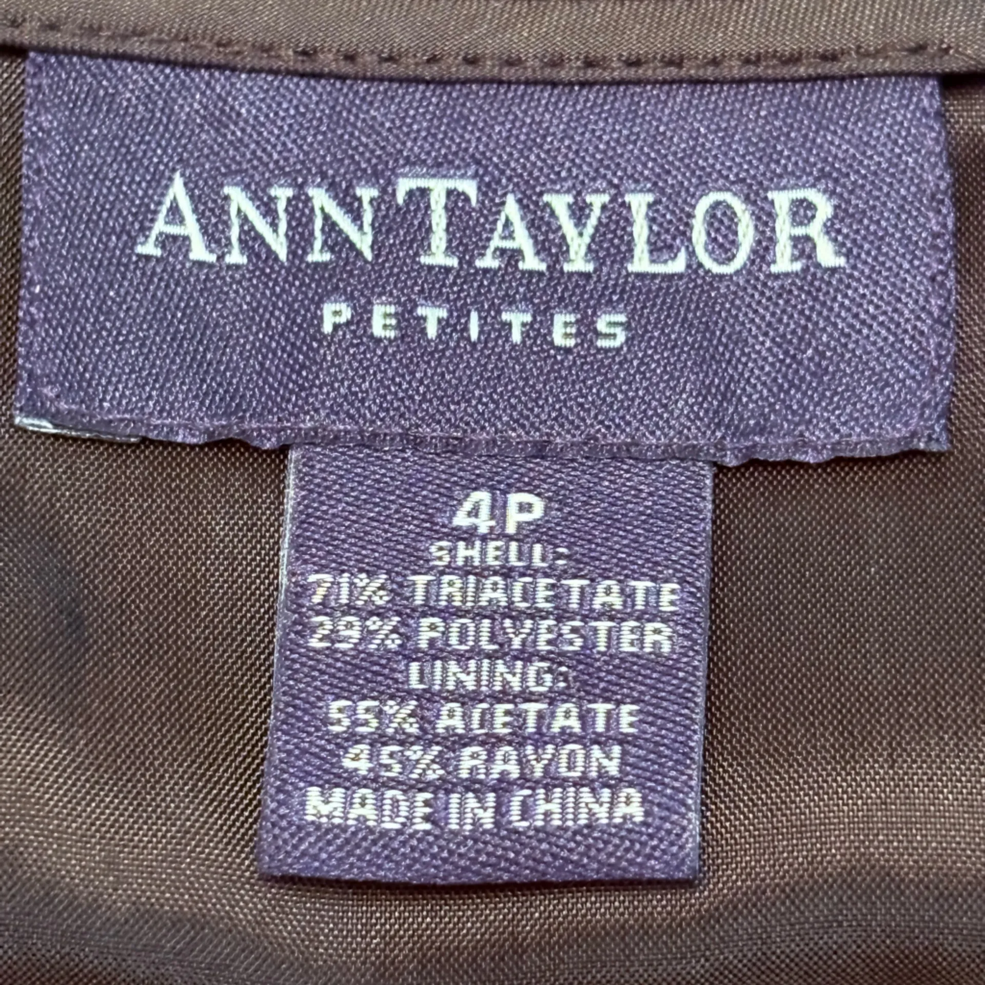 Ann Taylor Black Pencil Skirt with small side slit. Side zip, hook & button. 4P - Image 4