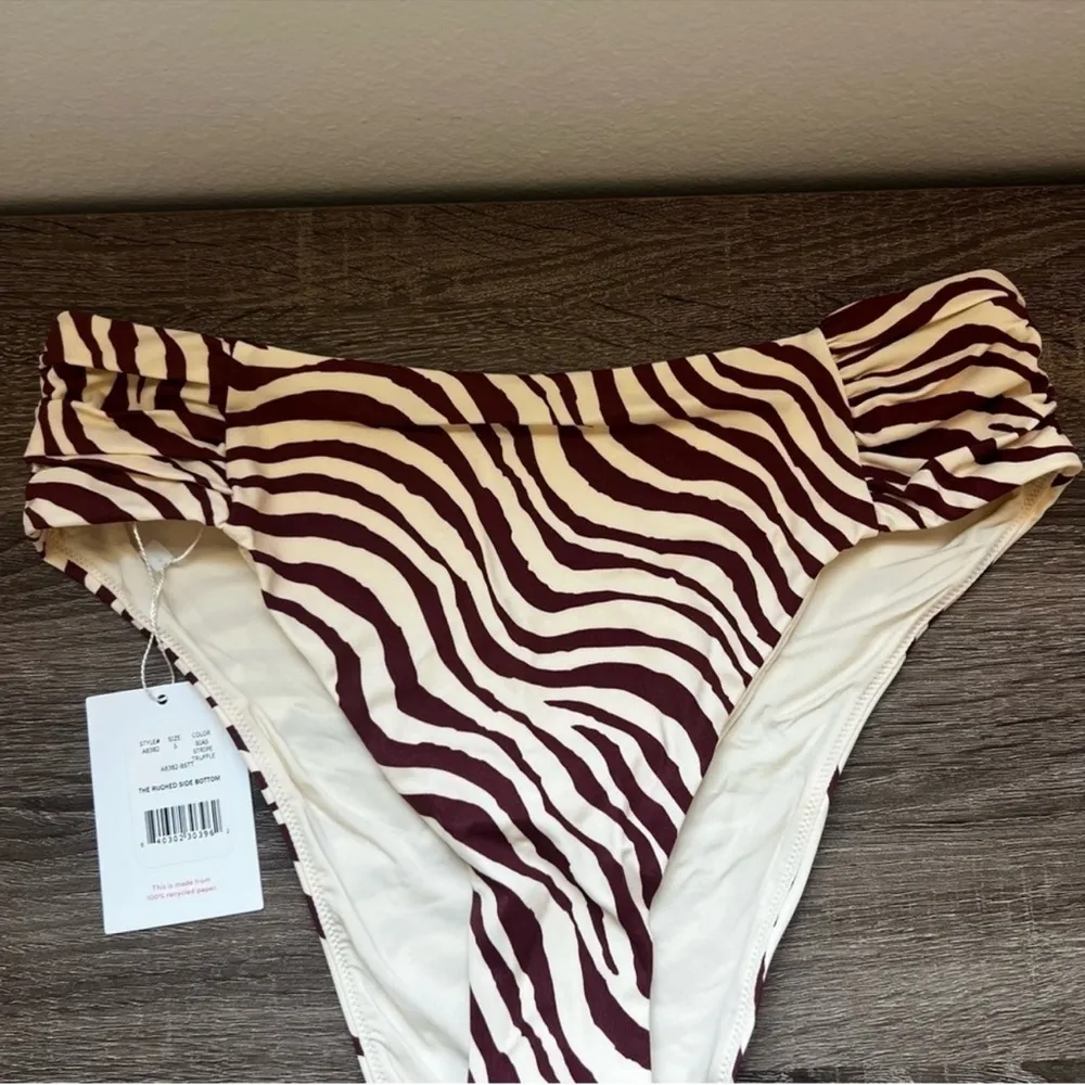 Andie Swim The Ruched Side Bottom in Bias Stripe Truffle Size: S, NWT - Image 4