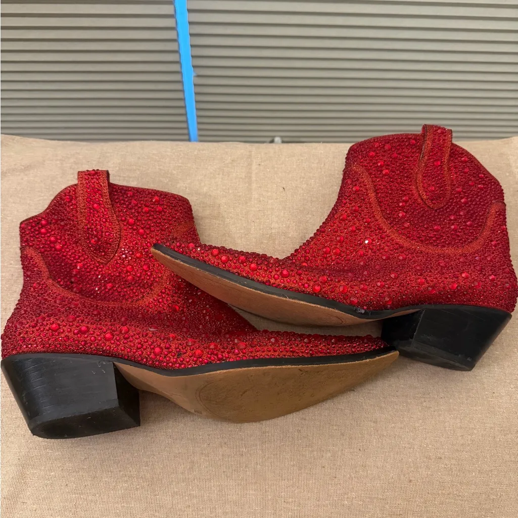 Jessica Simpson beautiful Red Rhinestone Heeled Boots - Image 4