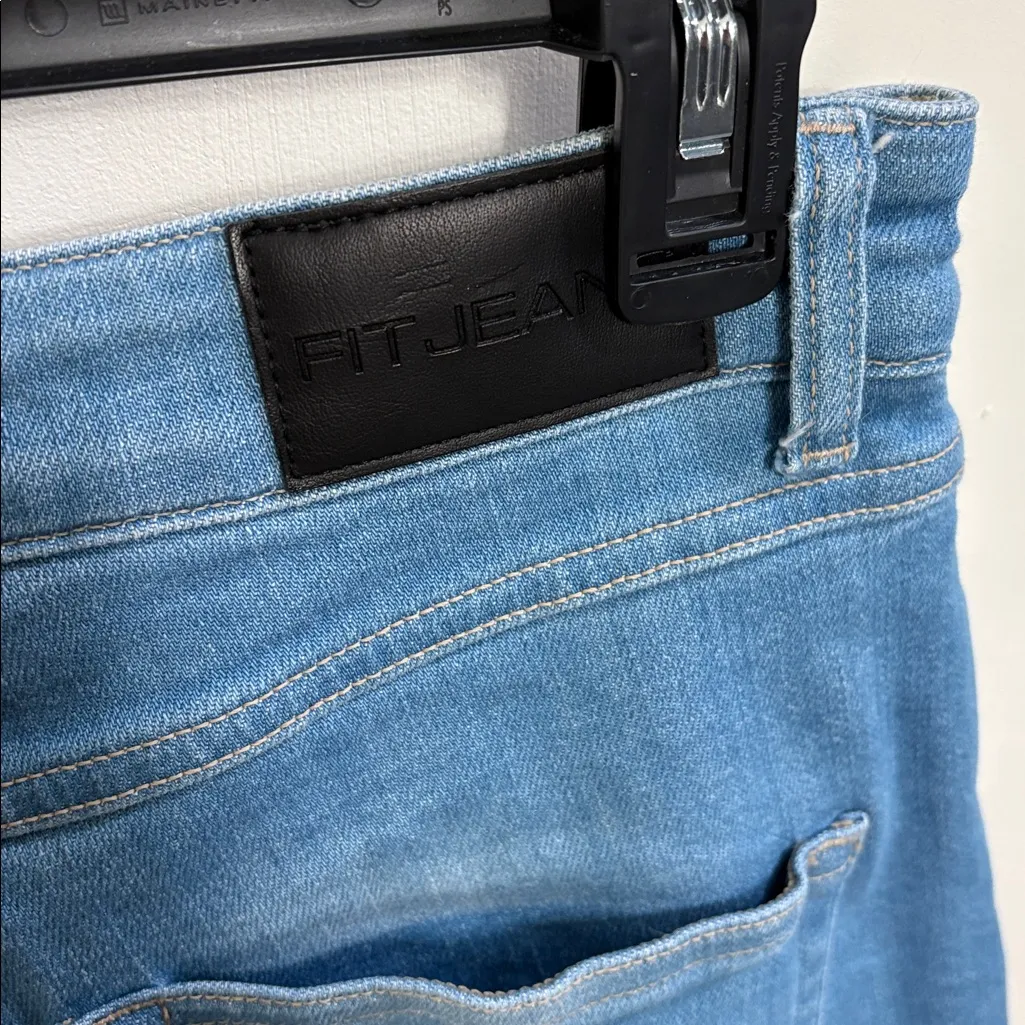 FitJeans High Waisted Super Ripped Mom Jeans Blue Size undefined - Image 8