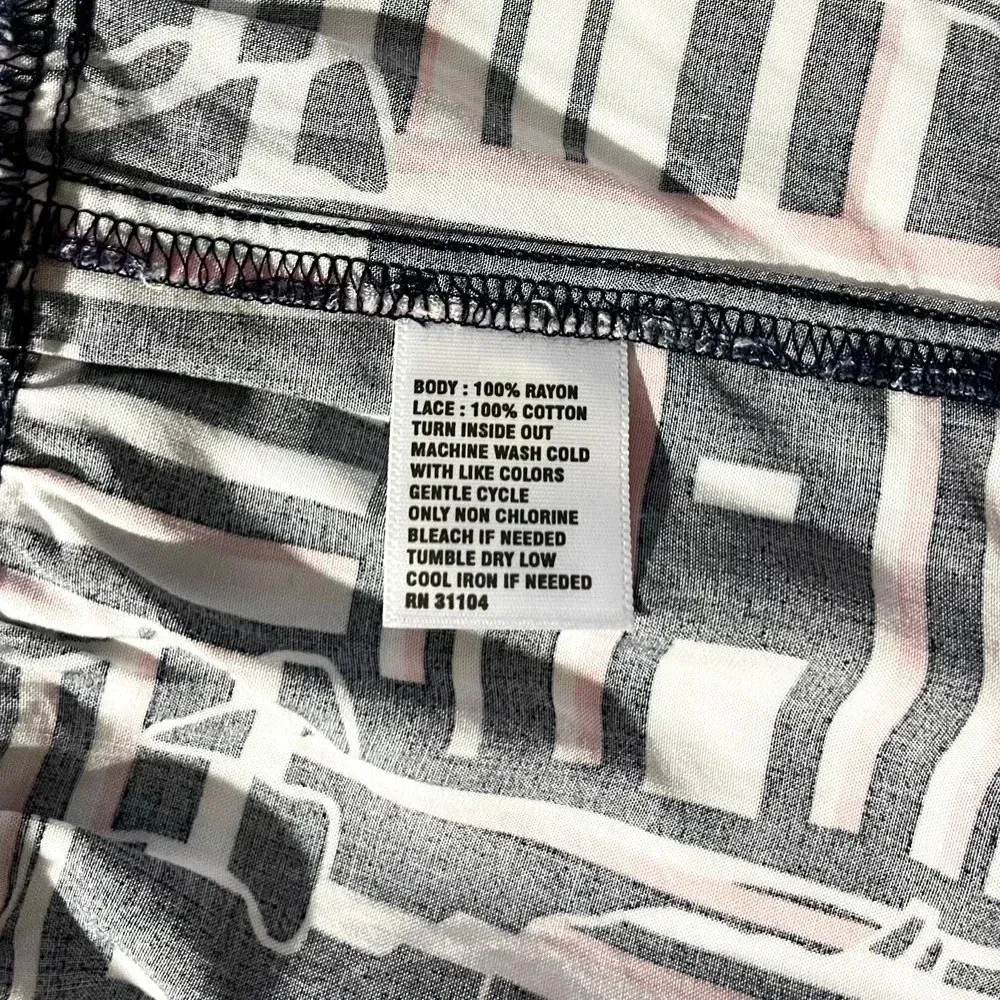 NWT Crown & Ivy Elephant Silhouette Print Crochet Dress - Image 3