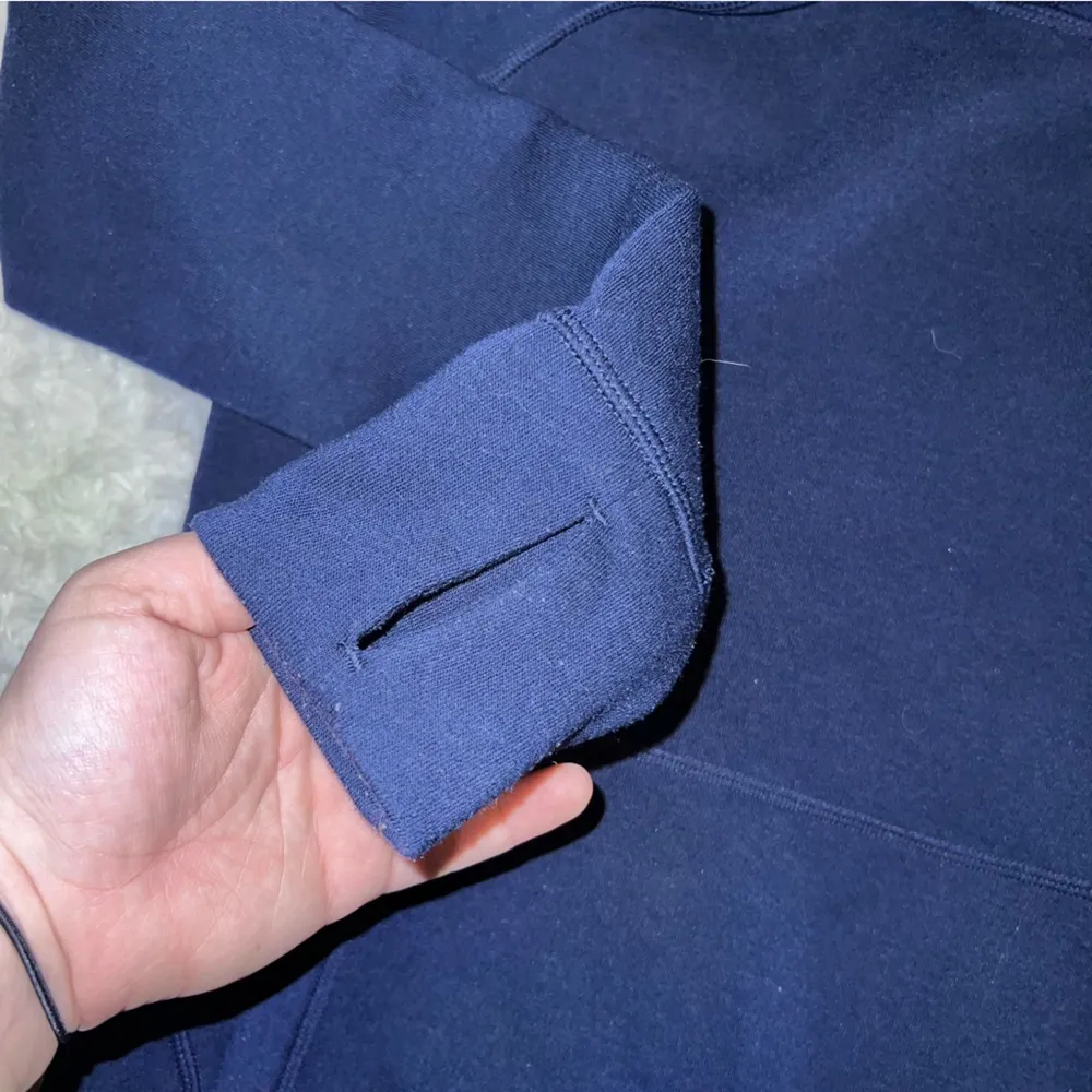 Athleta Mock Neck Pullover Crewneck Running Shirt Size Small Navy - Image 5