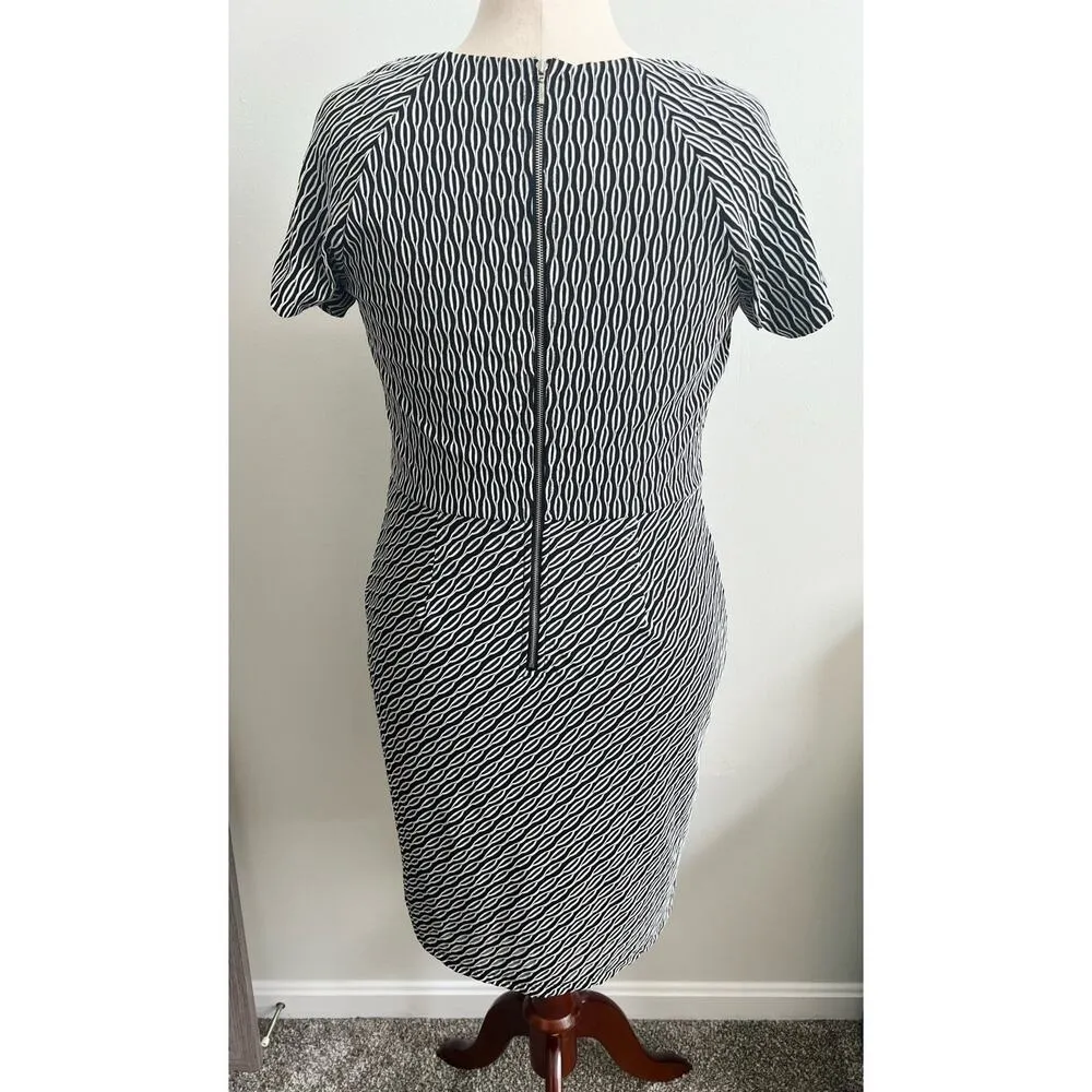 Cato Short Sleeve Knee Length Bodycon Dress Size 16 - Image 3