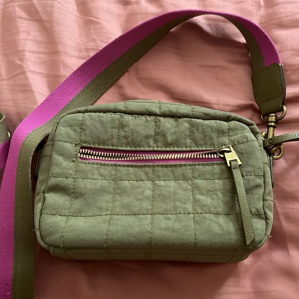 Olive Green Crossbody Pink - Image 2