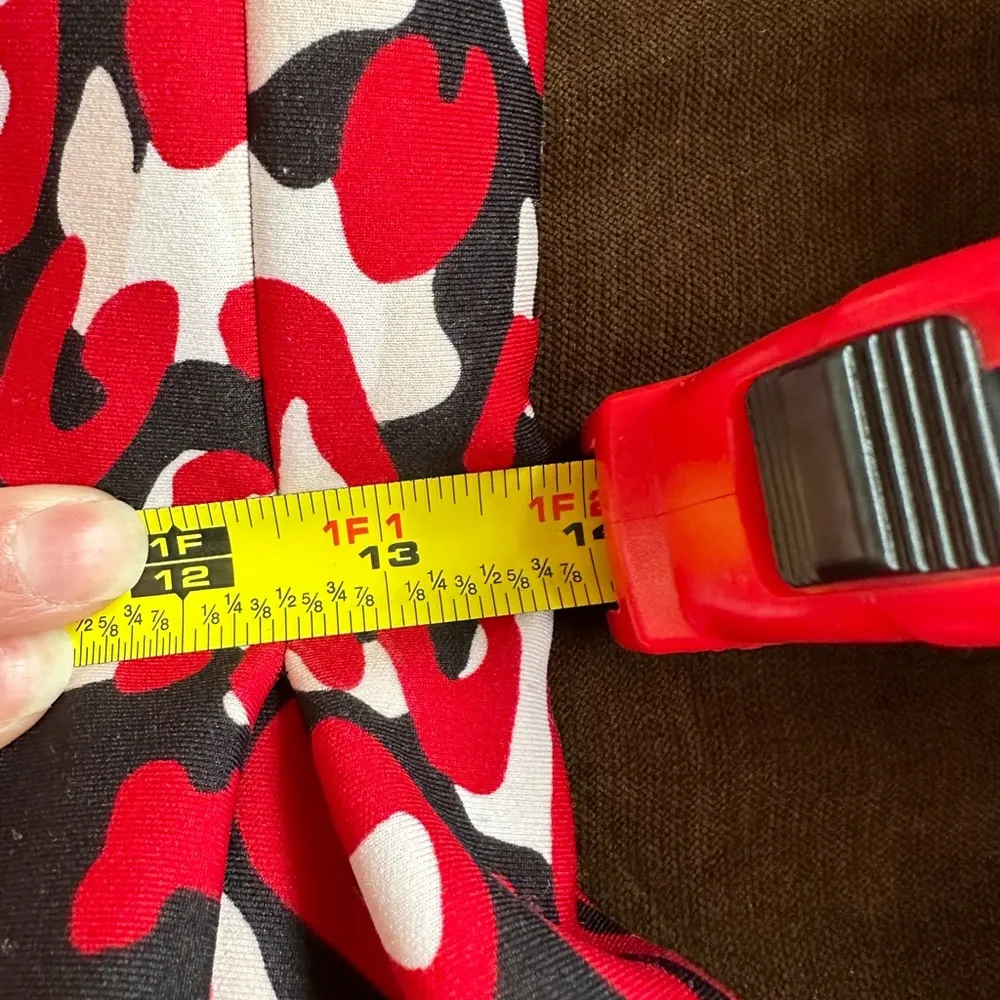 Calvin Klein Red,White,Black Animal Print Scuba Fabric Thick Material SZ S - Image 15