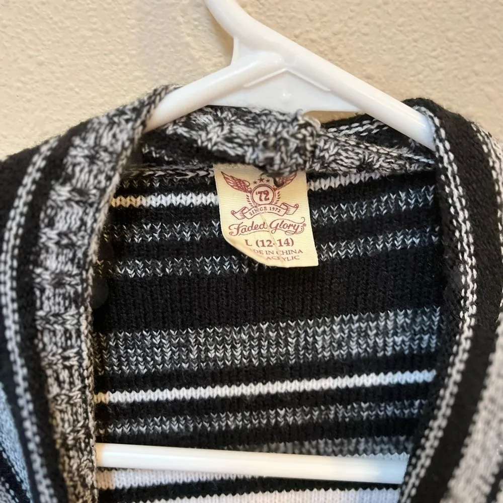 Striped Open Front Cardigan Sweater Black Gray White – Size Large - Image 8