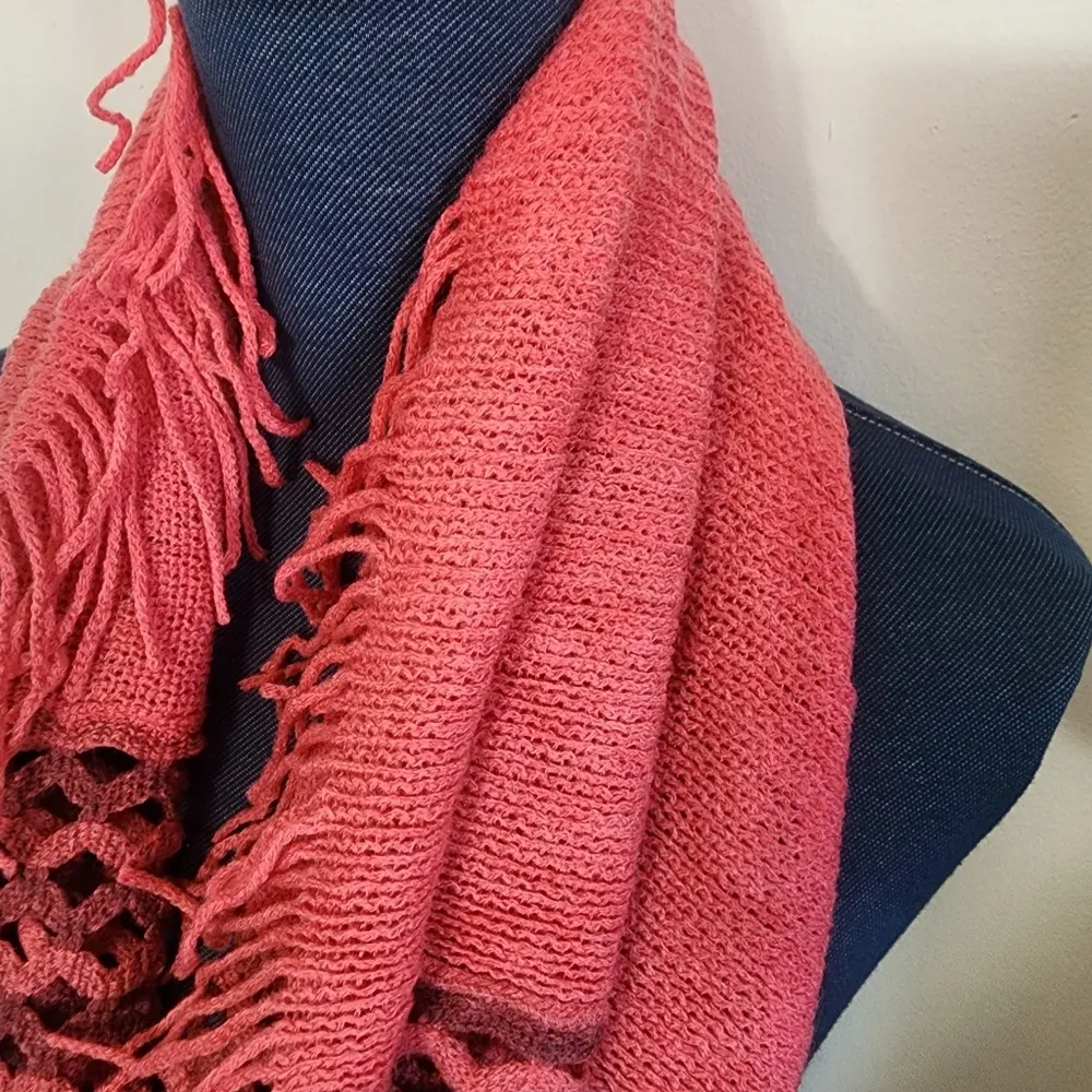 Coral Fringed Infinity Scarf with an Open Knit Design Pink - Image 4