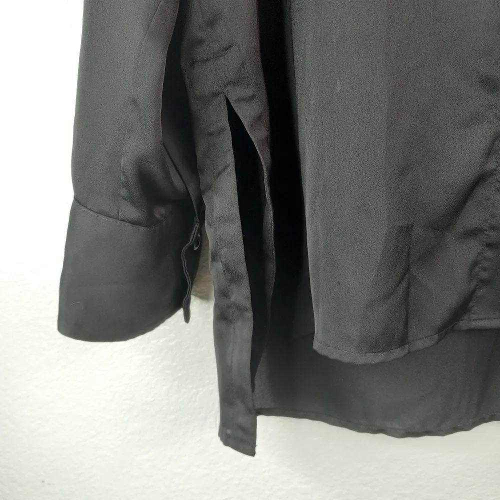 Apparis S Collared Button - Image 8