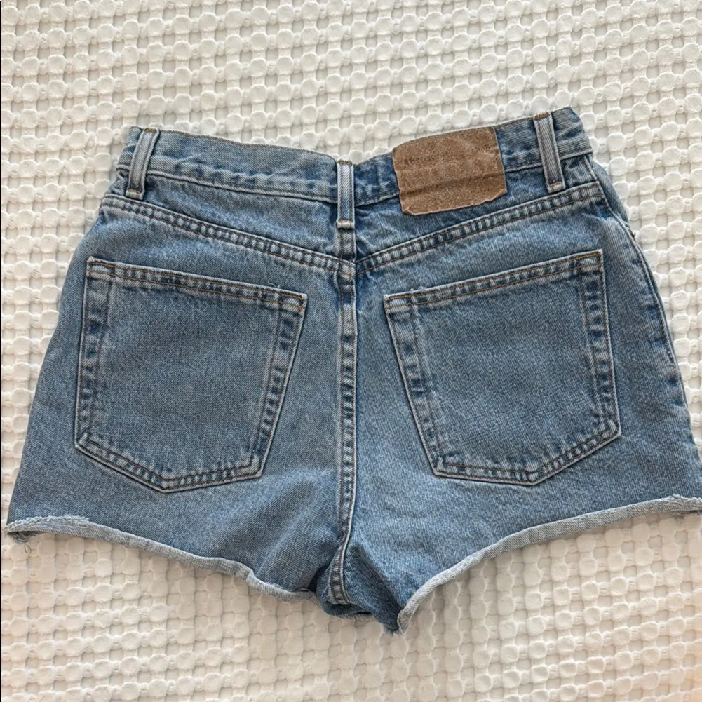Abercrombie & Fitch Vintage High Rise Jean Shorts - Image 4