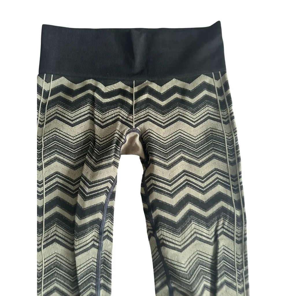 LULULEMON Green Patterned Seamless Training Leggings Size 6 - Image 4