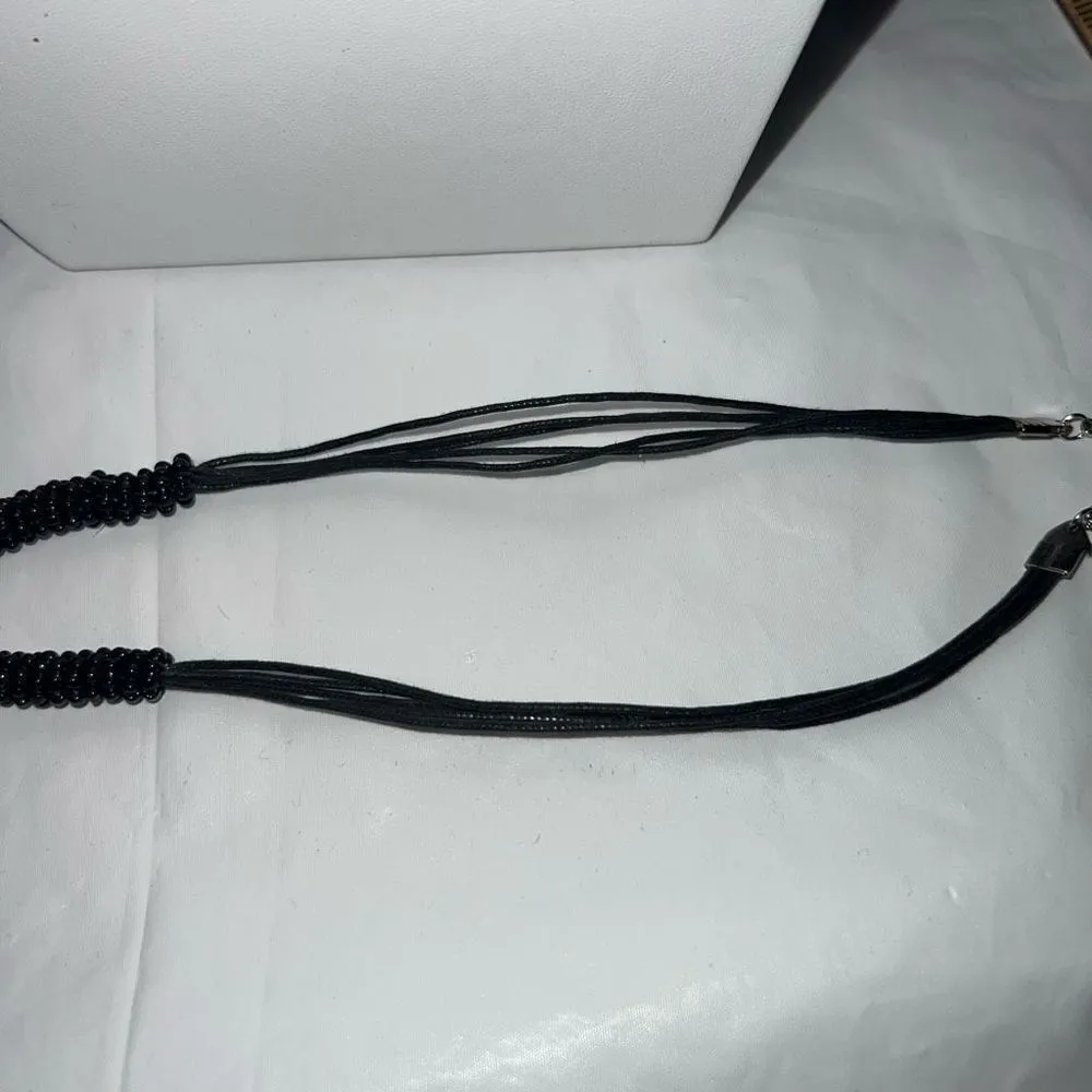 Mother of‎ Pearl and Seed Beads on Leather Cord Necklace Black - Image 10