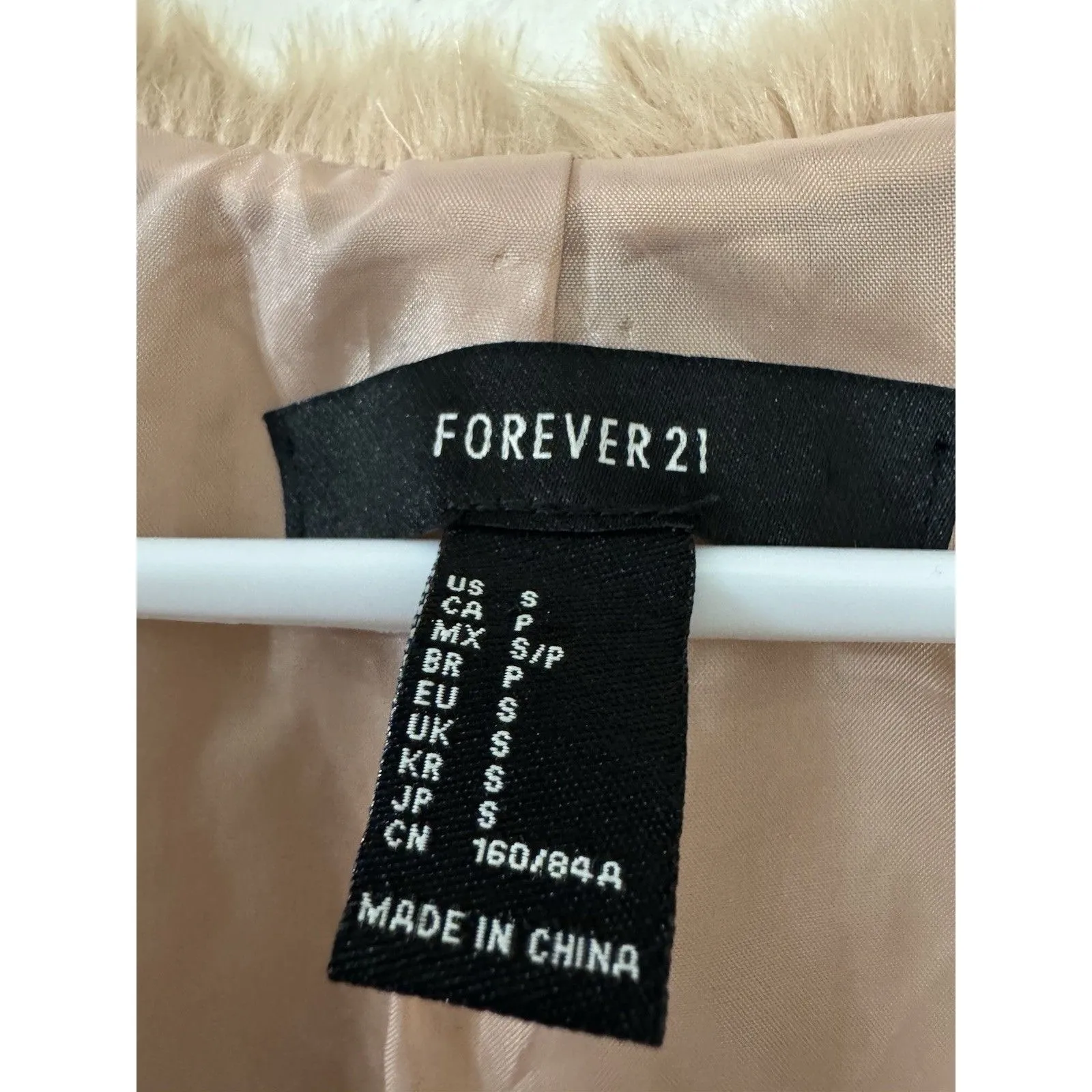 Forever 21 Vest Faux Fur Pink‎ Women Sz S Sleeveless Lined Open WhimsyGoth - Image 3