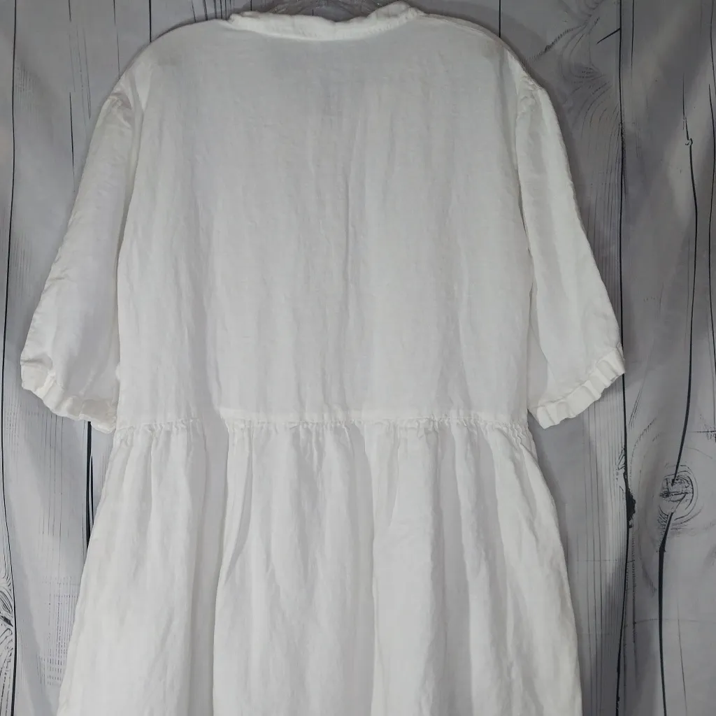 Jacqueline West 100% Linen White Button - Image 10