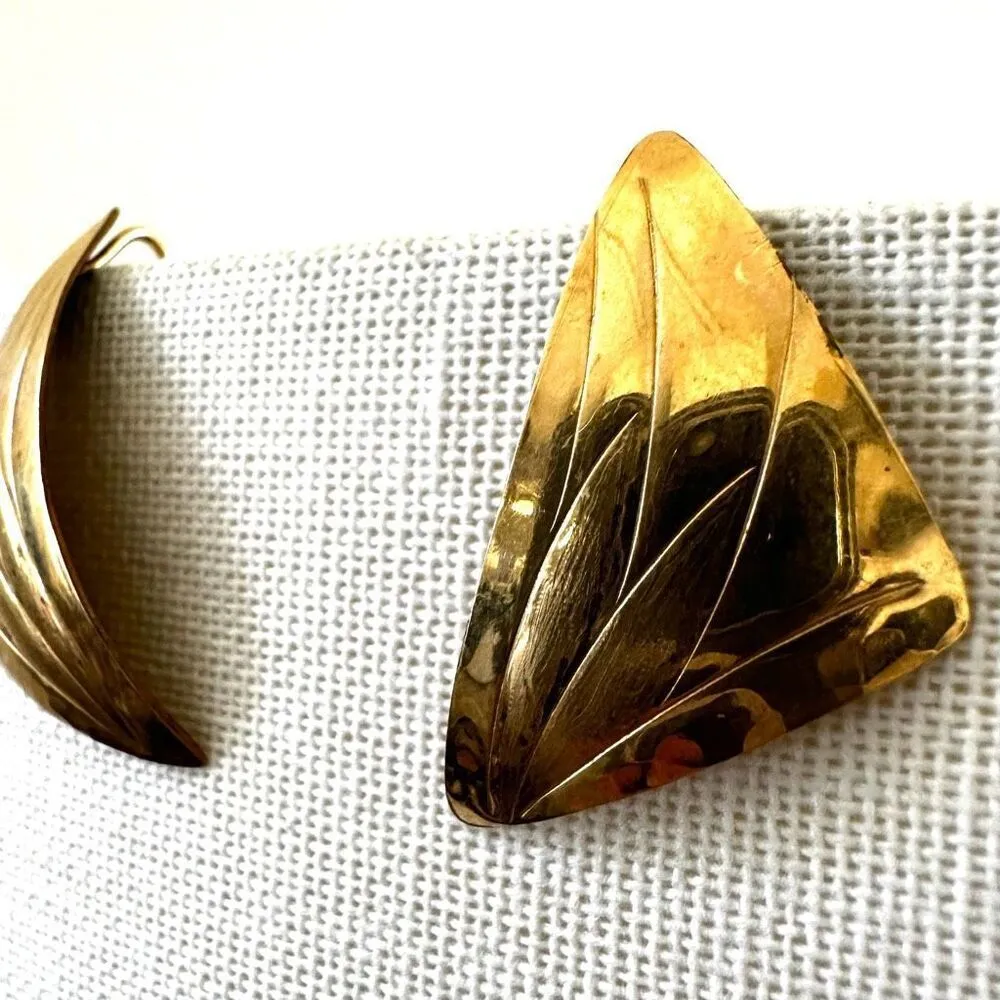 Gold tone triangular post earrings - Image 3