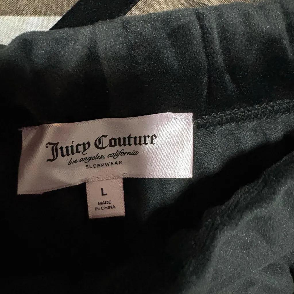 Juicy Couture Black Velour Shorts - Image 4