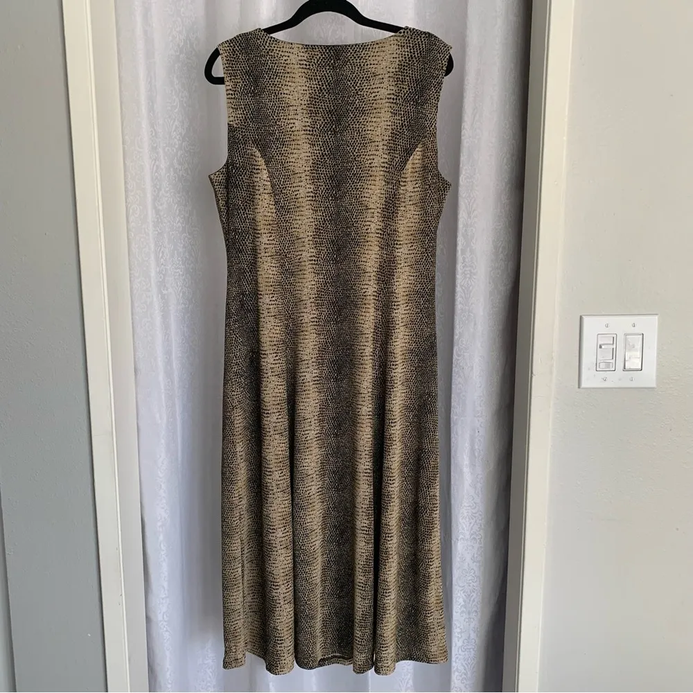 JONES NEW YORK SNAKESKIN PRINT DRESS. Sz: XL - Image 2