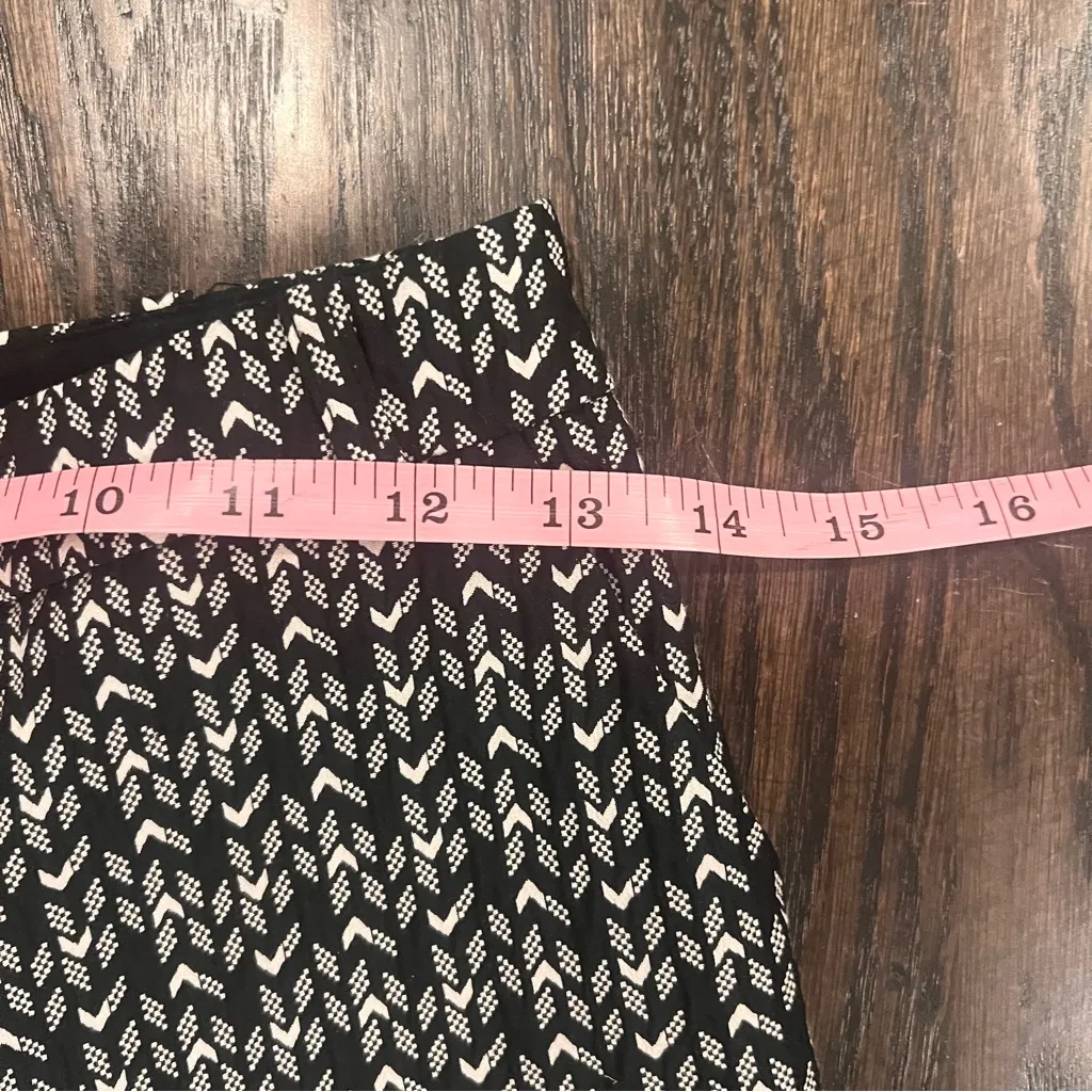 Topshop Lace Black and White Patterned Trousers - Image 6