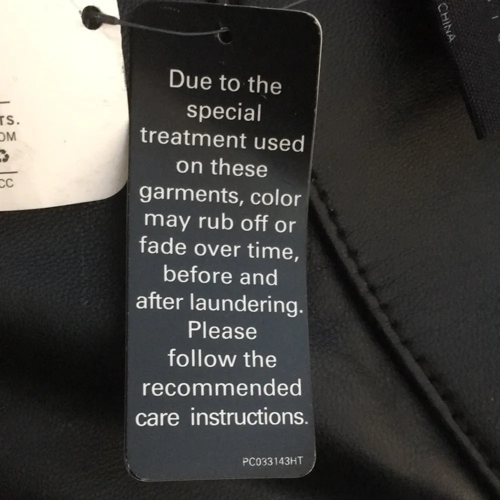 Ladies’ NWT Hue Leather-like Slacks (S) - Image 11