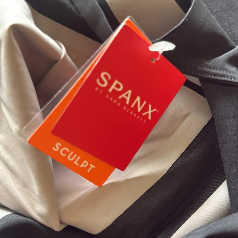 NWT Spanx Oncore Mid-thigh Bodysuit Very Black SZ-3X - Image 11