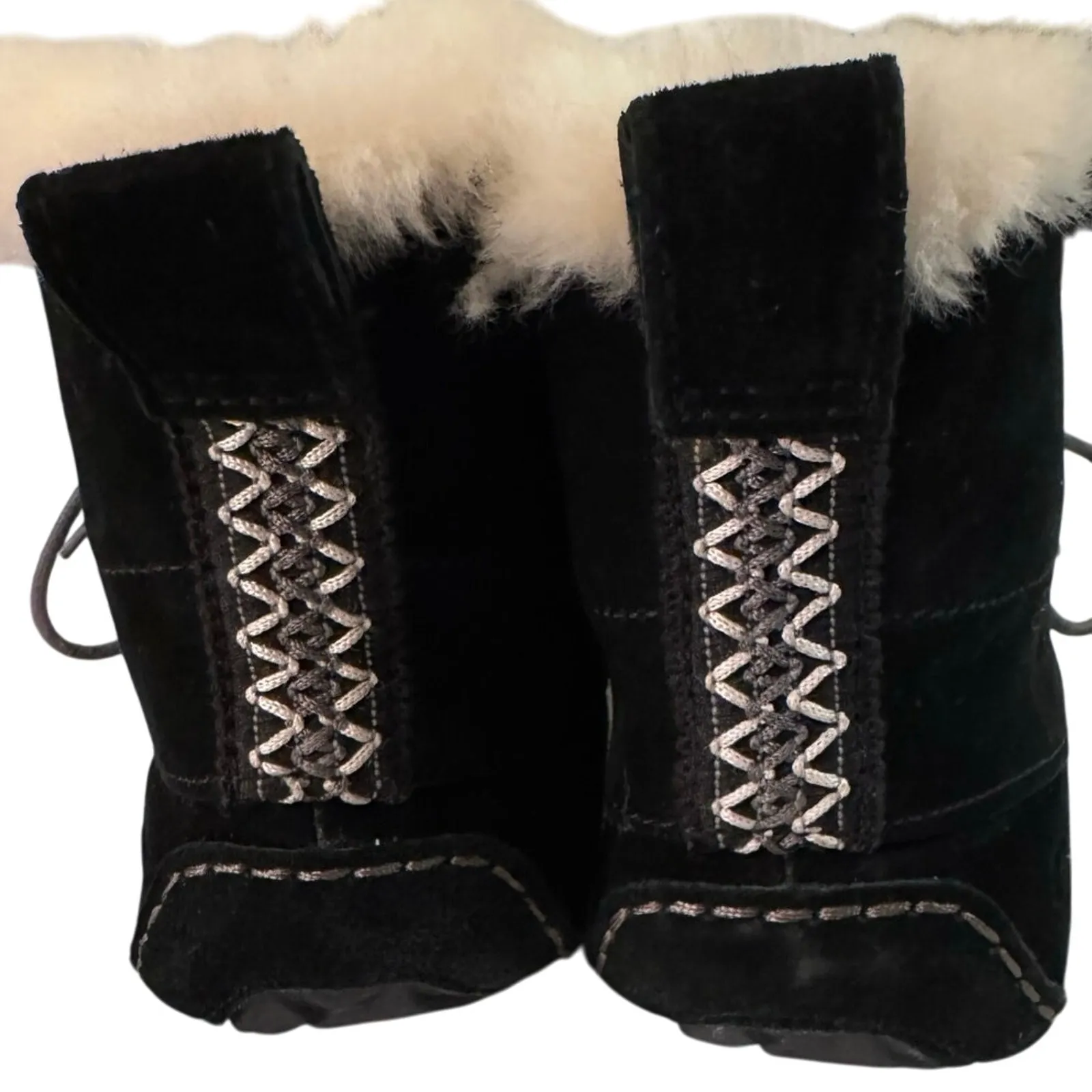 Ugg Chickaree Women’s Black Boots, Size 6 - Image 4