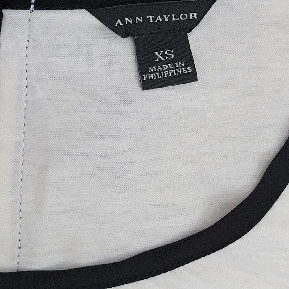 Ann Taylor XS White 3/4 Sleeve Tencel Blend Black Trim Stretch Zip Back Top - Image 6