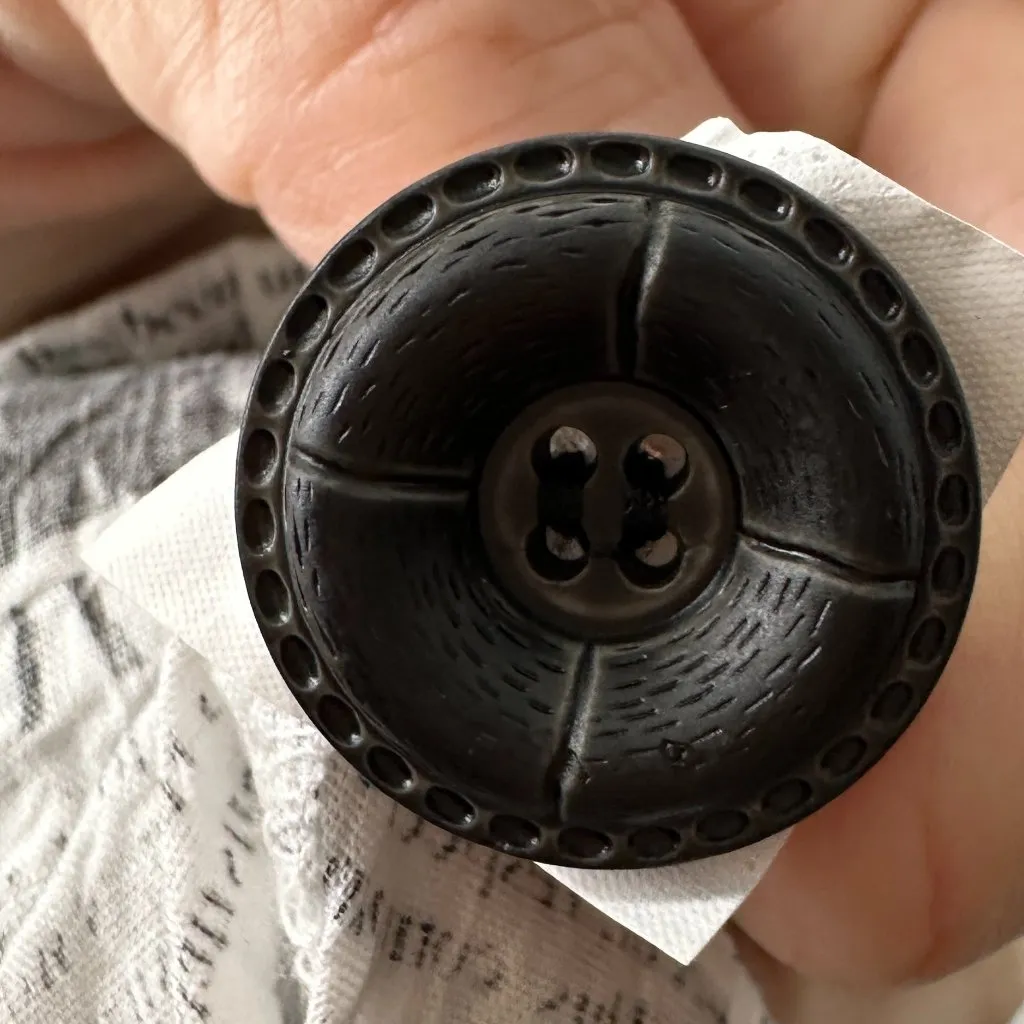 Ki Meng Womens Black and White Newspaper Print Jacket Size Medium Button Closure - Image 8