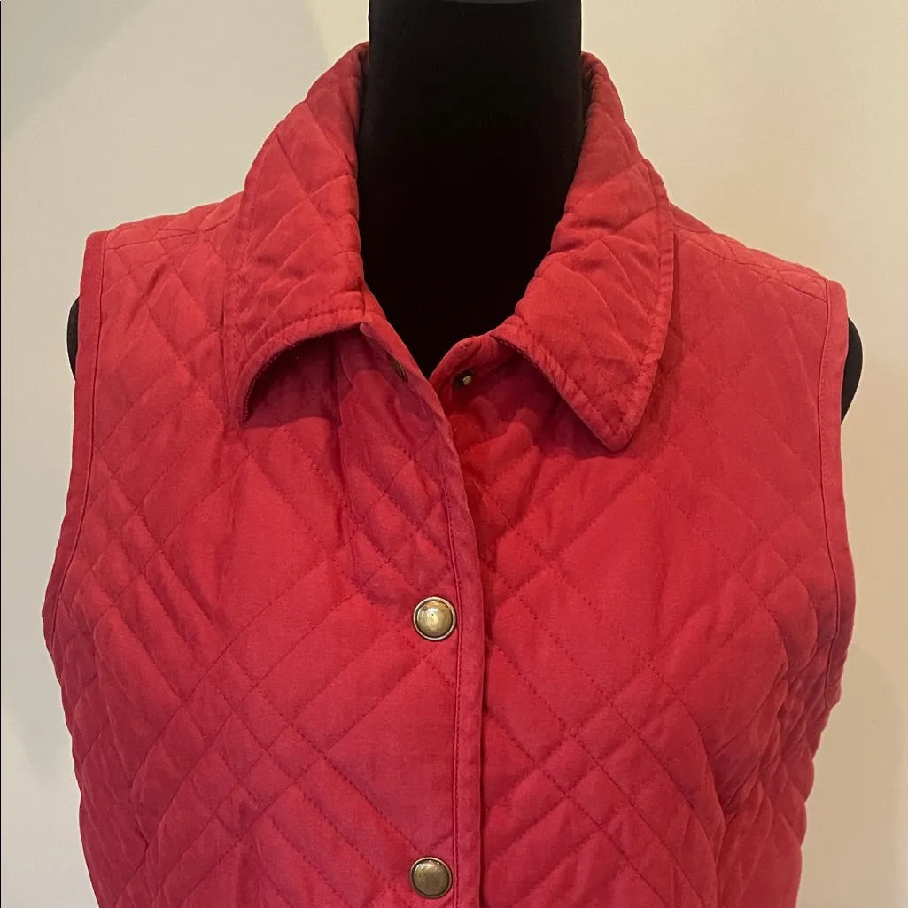 Red Quilted Vest with Snap Buttons Talbots small - Image 4