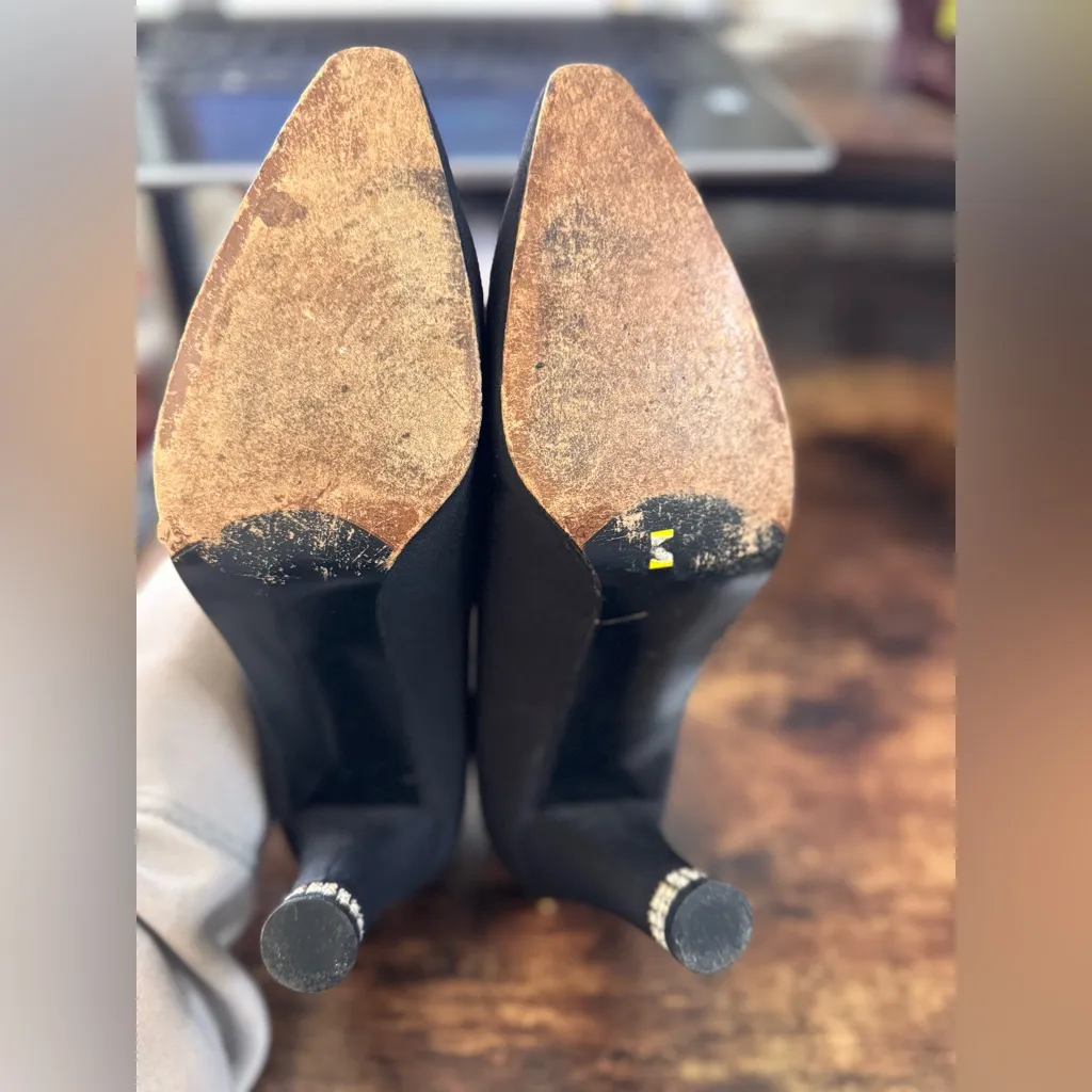 Vintage Stuart Weitzman Black Heels size 8 - Image 3