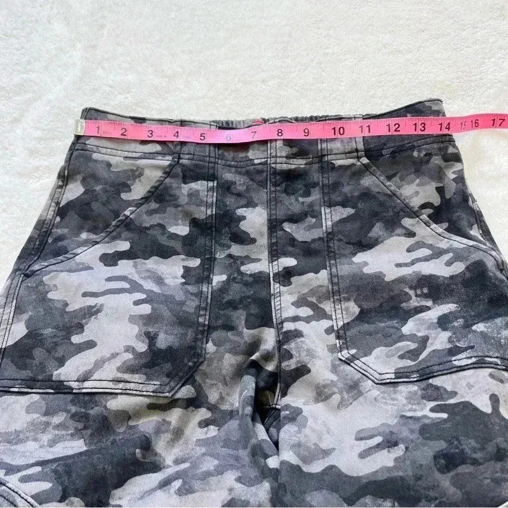 Spanx Stretch Twill Cargo Jogger Blackwash Camo Medium - Image 10