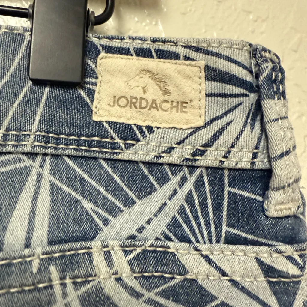 JORDACHE Blue Leaf Print Jeans Size 12 - Image 13